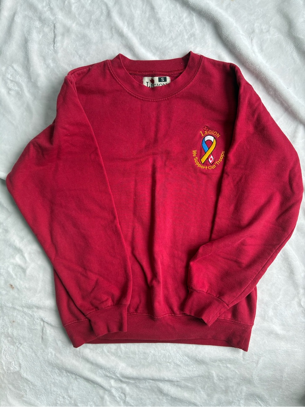 Legion Red Crewneck Sweatshirt Small | Support Our Troops Embroidered Pullover